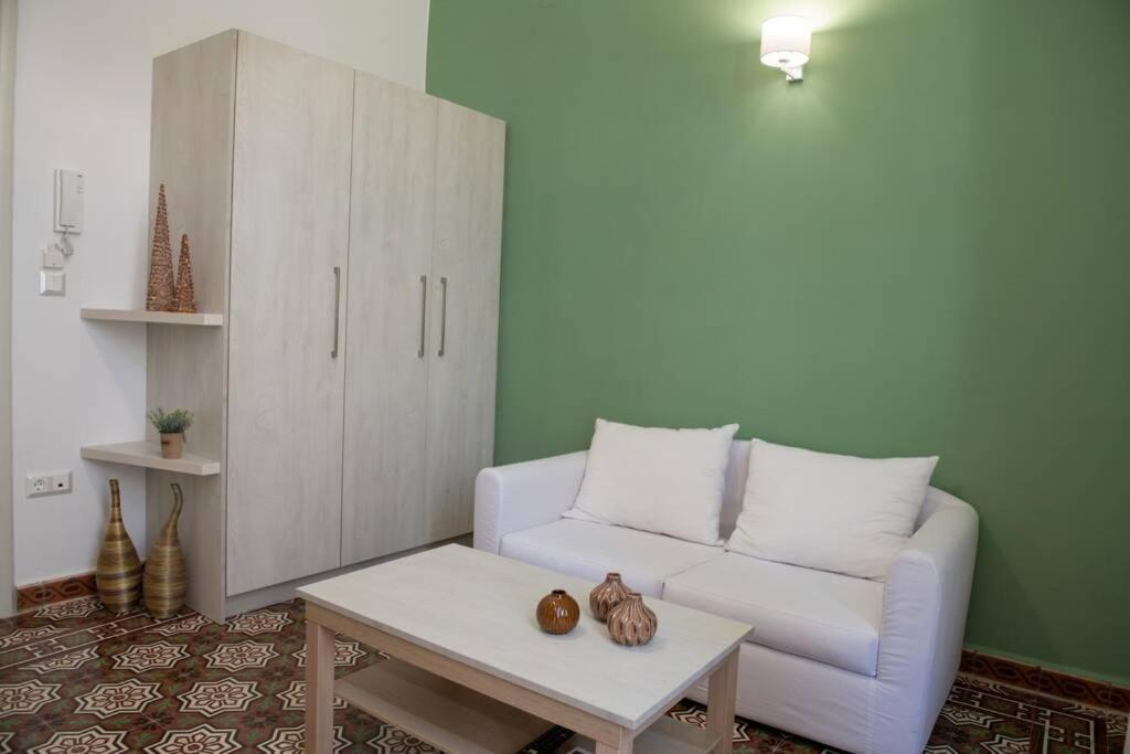 The Little Big Apartment In The Heart Of Heraklion Екстер'єр фото