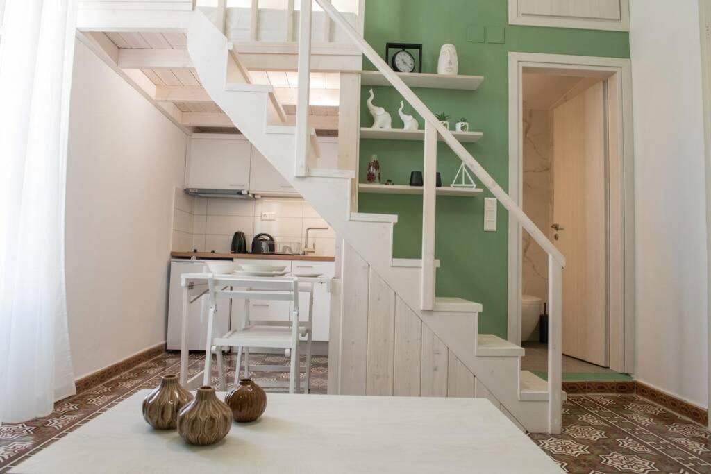 The Little Big Apartment In The Heart Of Heraklion Екстер'єр фото